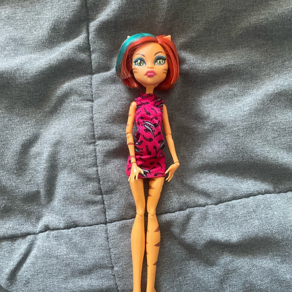 Monster high doll-Freaky Field Trip-Toralei